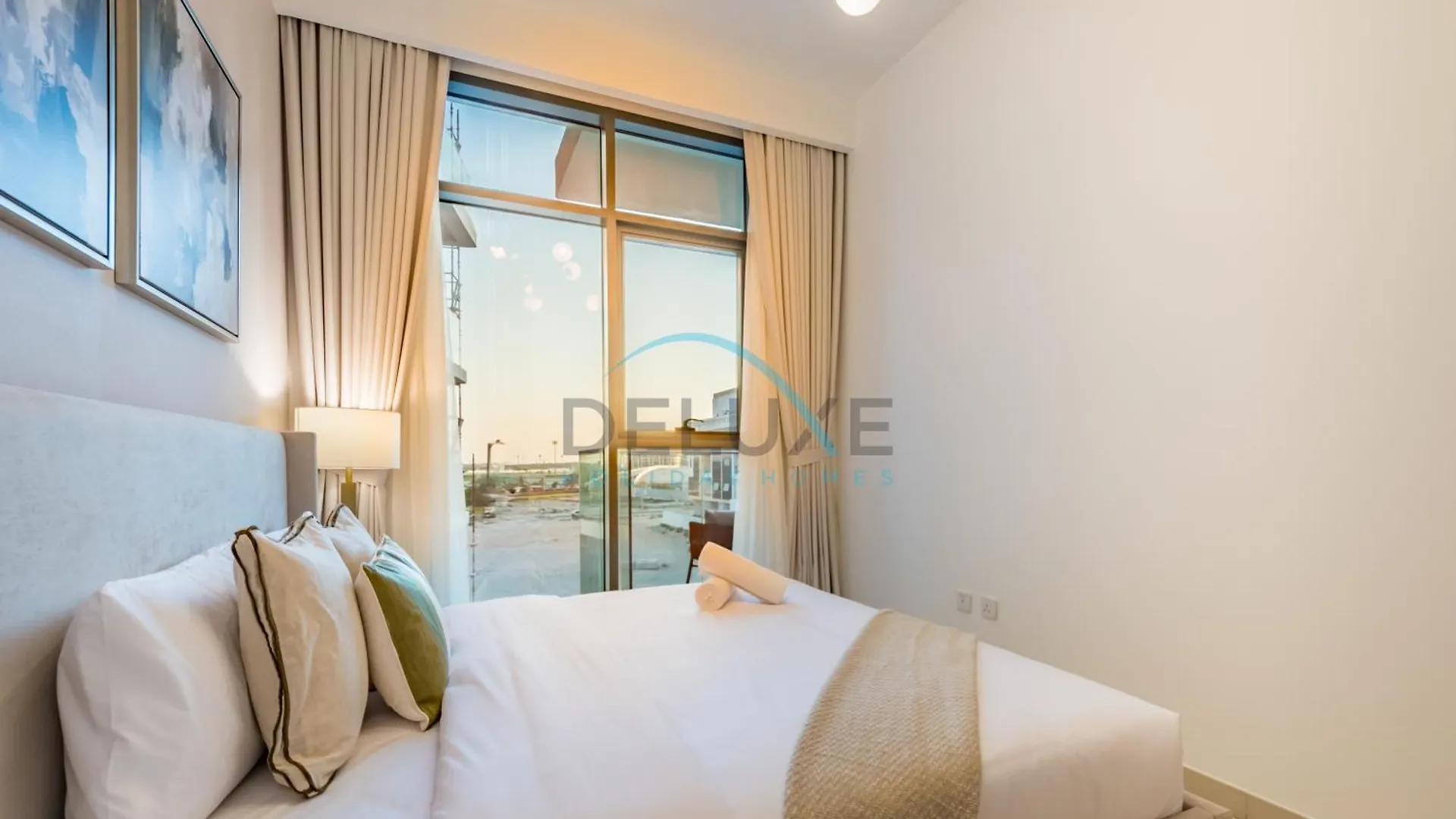 Contemporary 2Br In Azizi Park Avenue, Nad Al Sheba By Deluxe Holiday Homes Dubai Forenede Arabiske Emirater