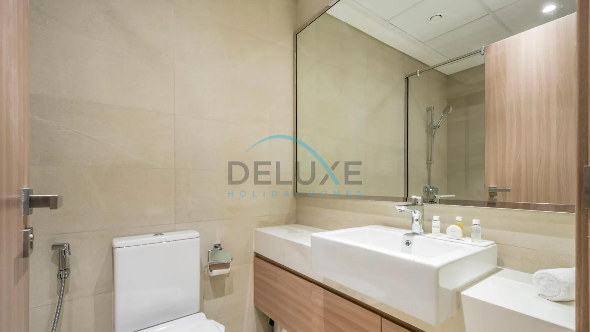 Contemporary 2Br In Azizi Park Avenue, Nad Al Sheba By Deluxe Holiday Homes Dubai Lejlighed